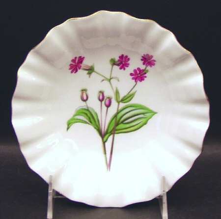 Meadow Scalloped Bon Bon