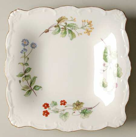 Meadow Scalloped Bon Bon