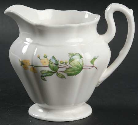 Meadow Scalloped Creamer