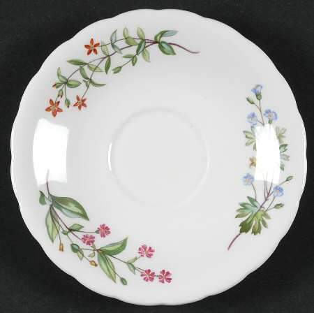 Meadow Scalloped Saucer for Oversized Cup