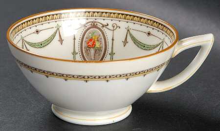 Melrose Footed Cup