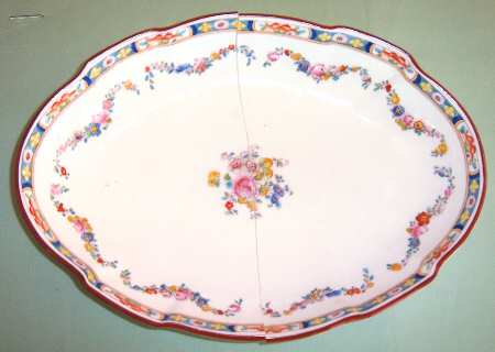 Minton Rose (Older, Scaloped) 10" Oval Serving Platter