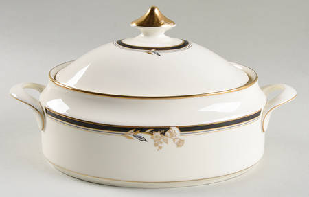 Newbury Black Band Newer Oval Covered Vegetable