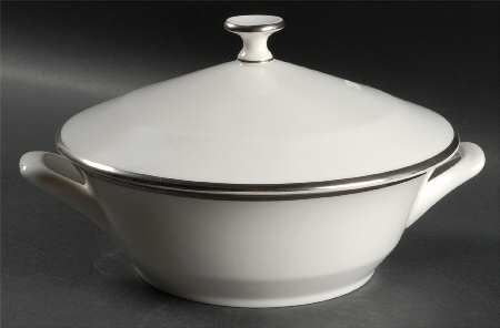 Palatine Round Covered Vegetable