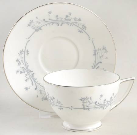 Pandora Footed Cup & Saucer Set