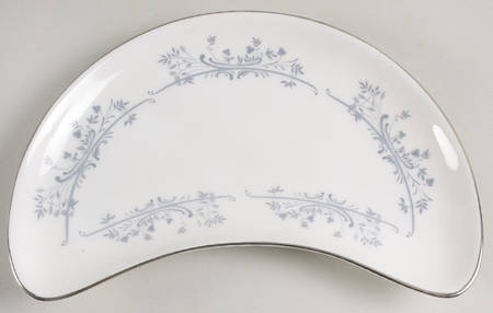 Pandora Crescent Salad Plate
