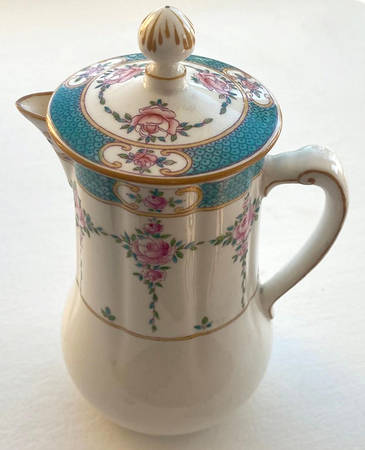 Persian Rose (Older) Large Syrup with Lid