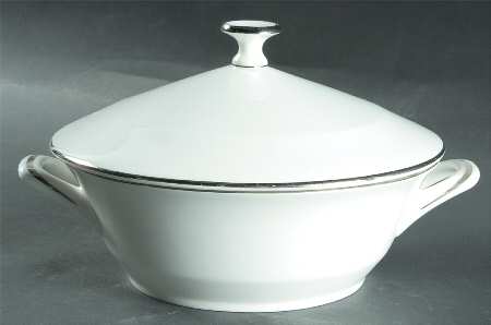 Platinum Monarch Round Covered Vegetable