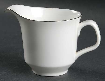 Platinum Monarch Creamer