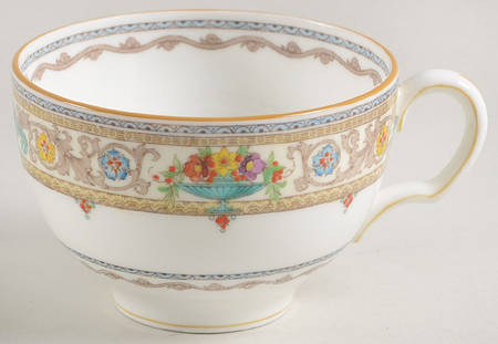Plymouth Footed Cup