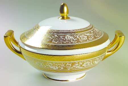 Porcelain Ball Ivory Round Covered Vegetable