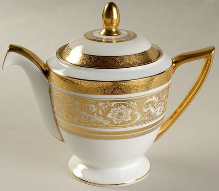 Porcelain Ball Ivory Teapot & Lid