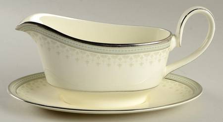Portland Gravy Boat & Underplate
