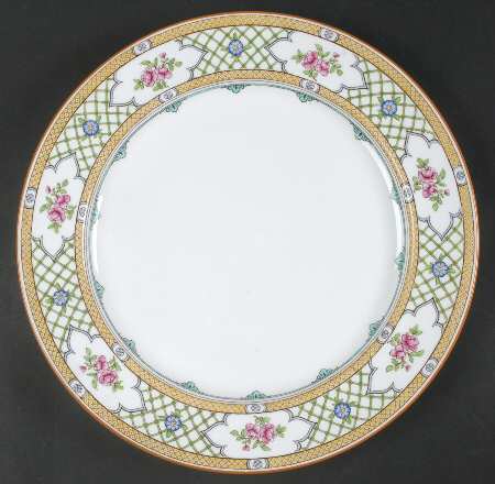 Queen's Trellis 12" Chop Plate (Round Platter)