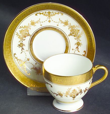Riverton Footed Demitasse Cup & Saucer Set