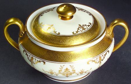 Riverton Sugar Bowl & Lid