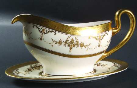 Riverton Gravy Boat & Underplate by Minton