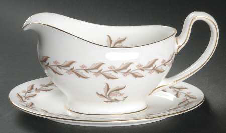 Rosewood Gravy Boat with Attached Underplate