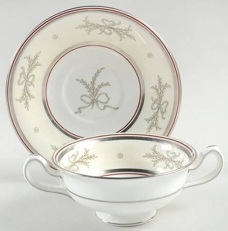 S108 Footed Cream Soup Bowl & Saucer Set