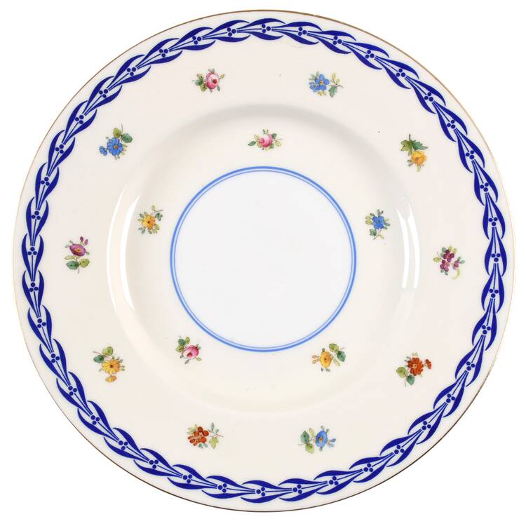 S335 Luncheon Plate