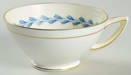 S383 Footed Cup