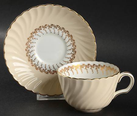 S443 Flat Cup & Saucer Set