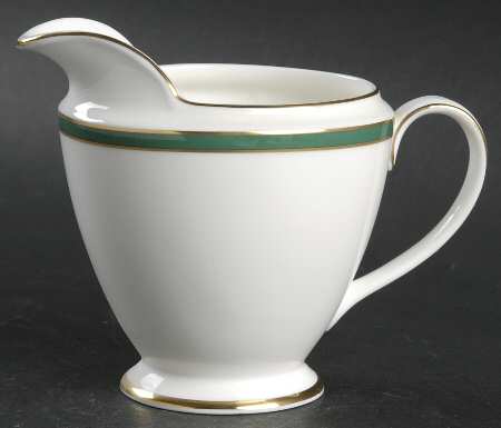 Saturn Green Creamer