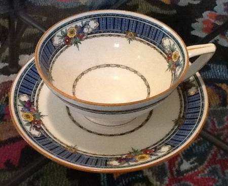 Sefton Footed Cup & Saucer Set