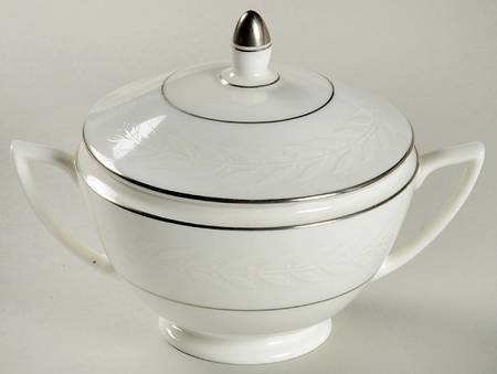 Silver Laurel Sugar Bowl & Lid
