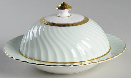 Somerset Green Round Covered Butter
