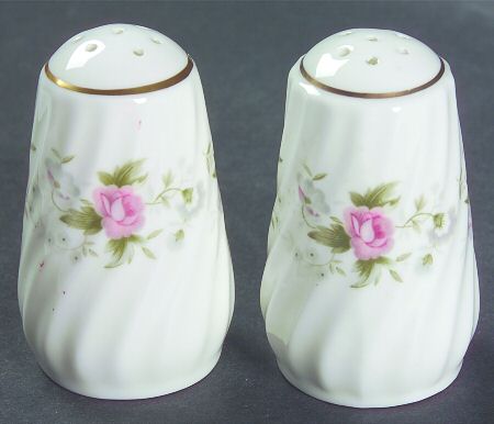 Spring Bouquet Salt & Pepper Set