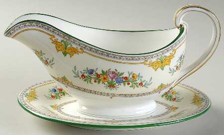 Stanwood Gravy Boat & Underplate
