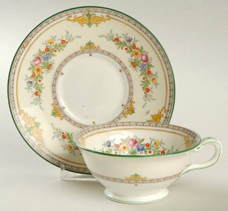 Stanwood Footed Cup & Saucer Set