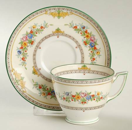 Stanwood Footed Cup & Saucer Set