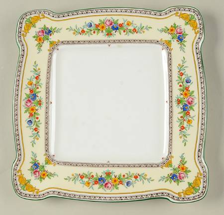 Stanwood 9" Square Cake Plate