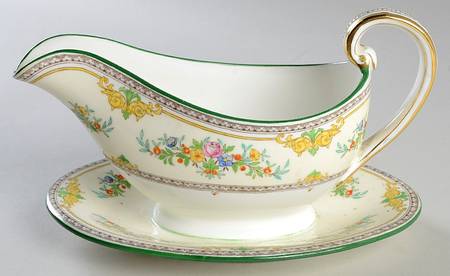 Stanwood Gravy Boat with Attached Underplate
