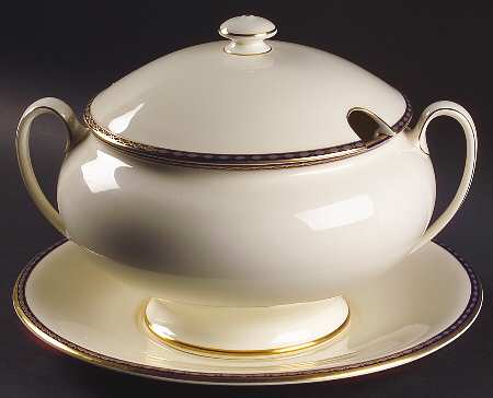St. James Tureen & Lid w/Underplate