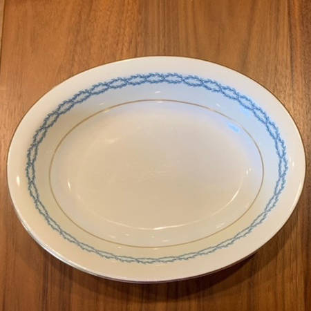 St Regis 9" Oval Vegetable Bowl