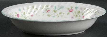 Summer Days 10" Oval Vegetable Bowl