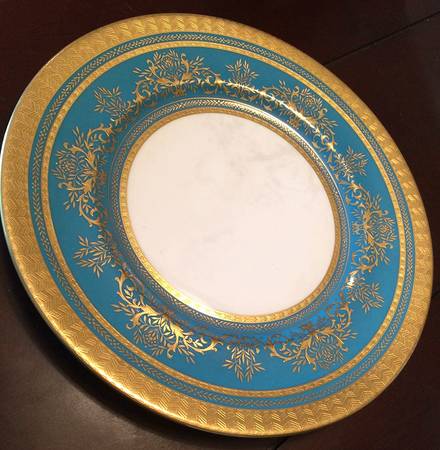 Sutherland Aqua by Minton