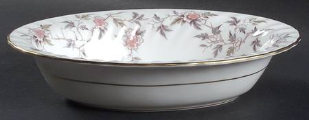 Suzanne 10" Oval Vegetable Bowl