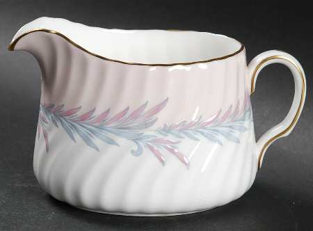 Symphony Pink Creamer