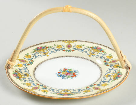 Talbot 5 3/8"-5 5/8" Bamboo Handled Serving Plate  HC
