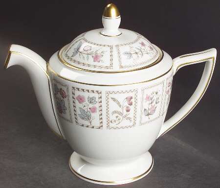 Tapestry (Gold Trim) Teapot & Lid