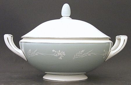 Turquoise Cameo Round Covered Vegetable