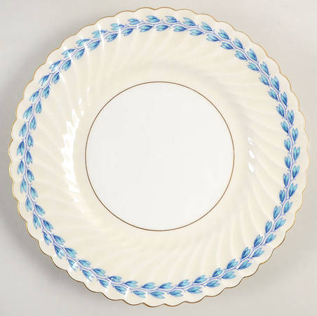 Turquoise Wreath Luncheon Plate