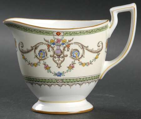 Tweedsmuir Creamer