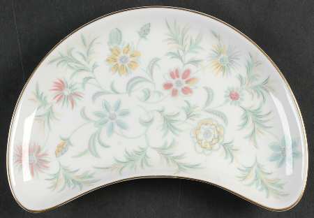 Vanessa Crescent Salad Plate