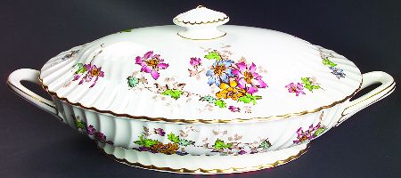 Vermont Oval Covered Vegetable