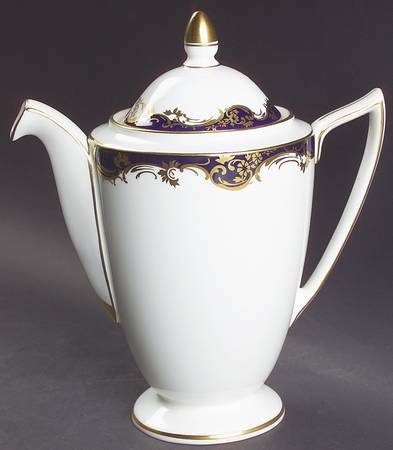 Versailles Small Coffee Pot & Lid